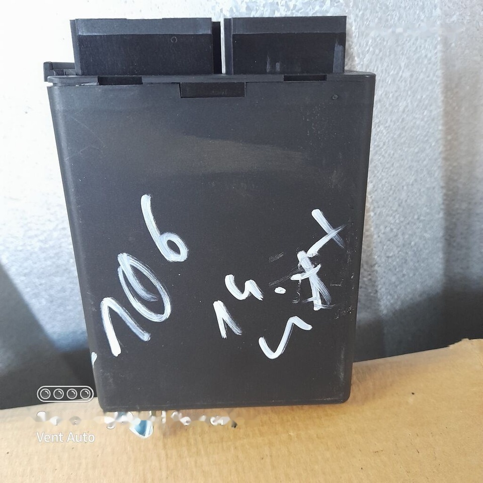 DAF XF 106 LIFT 2151588 DAF 2151588 truck - Bloc de gestion pour Camion: photos 3 DAF XF 106 LIFT 2151588 DAF 2151588 truck - Bloc de gestion pour Camion: photos 3