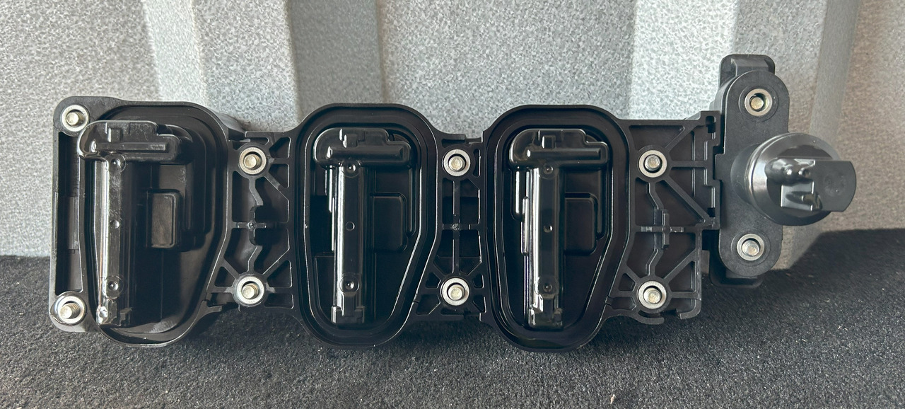 DAF XF 106 TRAXON - Bloc de gestion pour Camion: photos 1 DAF XF 106 TRAXON - Bloc de gestion pour Camion: photos 1