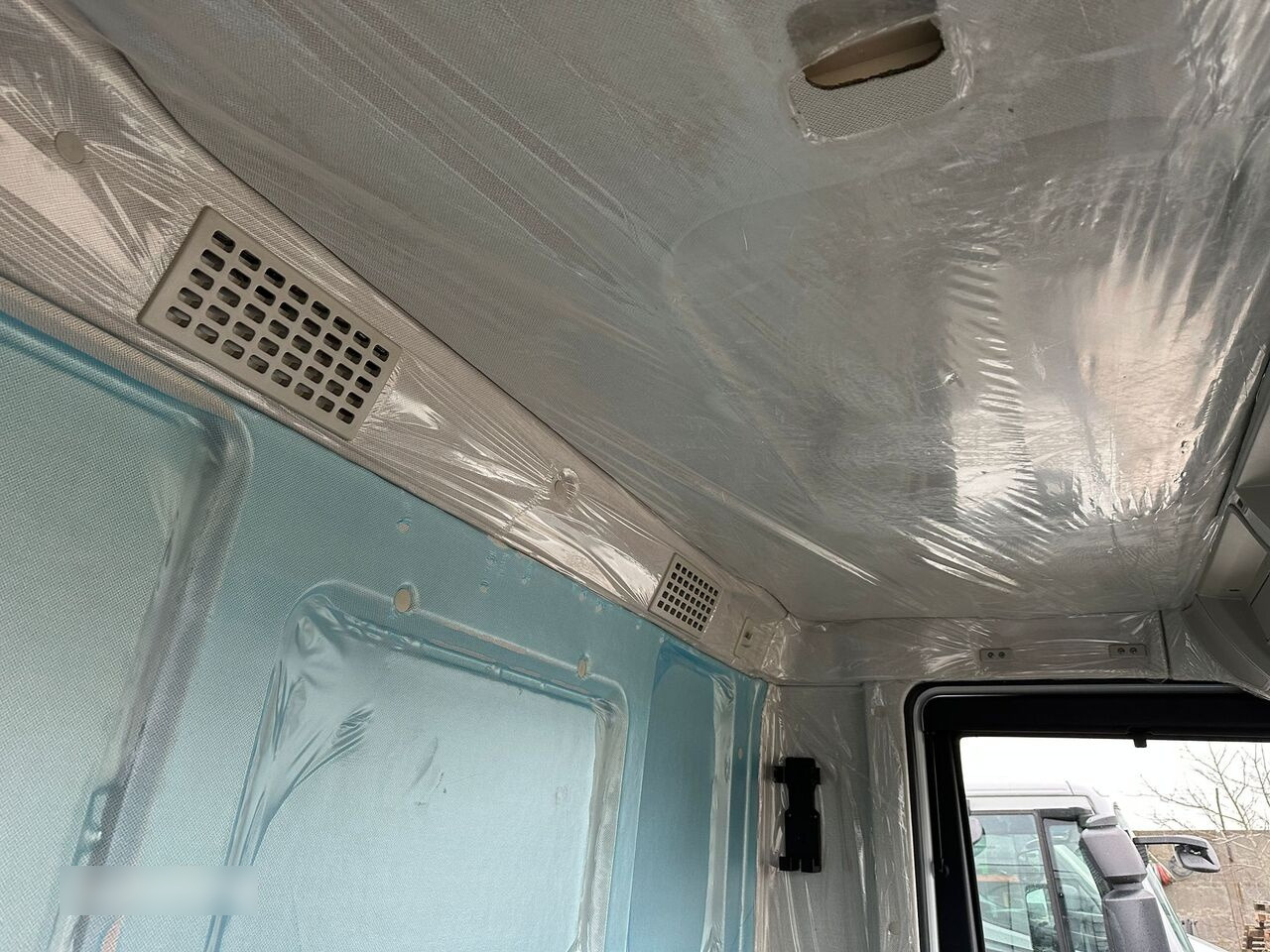 IVECO S-WAY truck - Cabine pour Camion: photos 5 IVECO S-WAY truck - Cabine pour Camion: photos 5