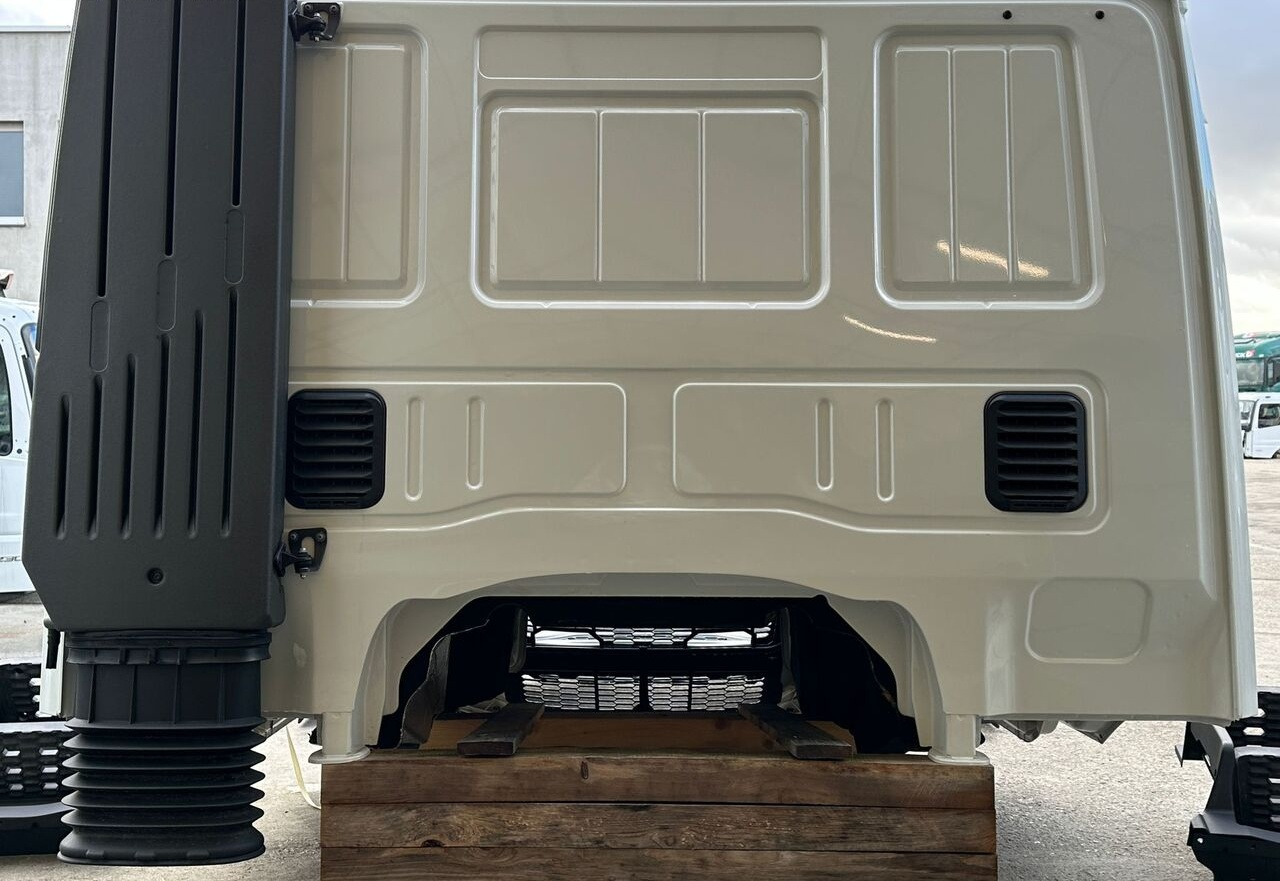 IVECO S-WAY truck - Cabine pour Camion: photos 2 IVECO S-WAY truck - Cabine pour Camion: photos 2