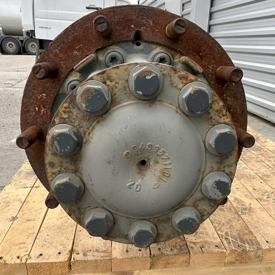 MERCEDES ACTROS MP4 R440-13 2,411 - Essieu arrière pour Camion: photos 4 MERCEDES ACTROS MP4 R440-13 2,411 - Essieu arrière pour Camion: photos 4