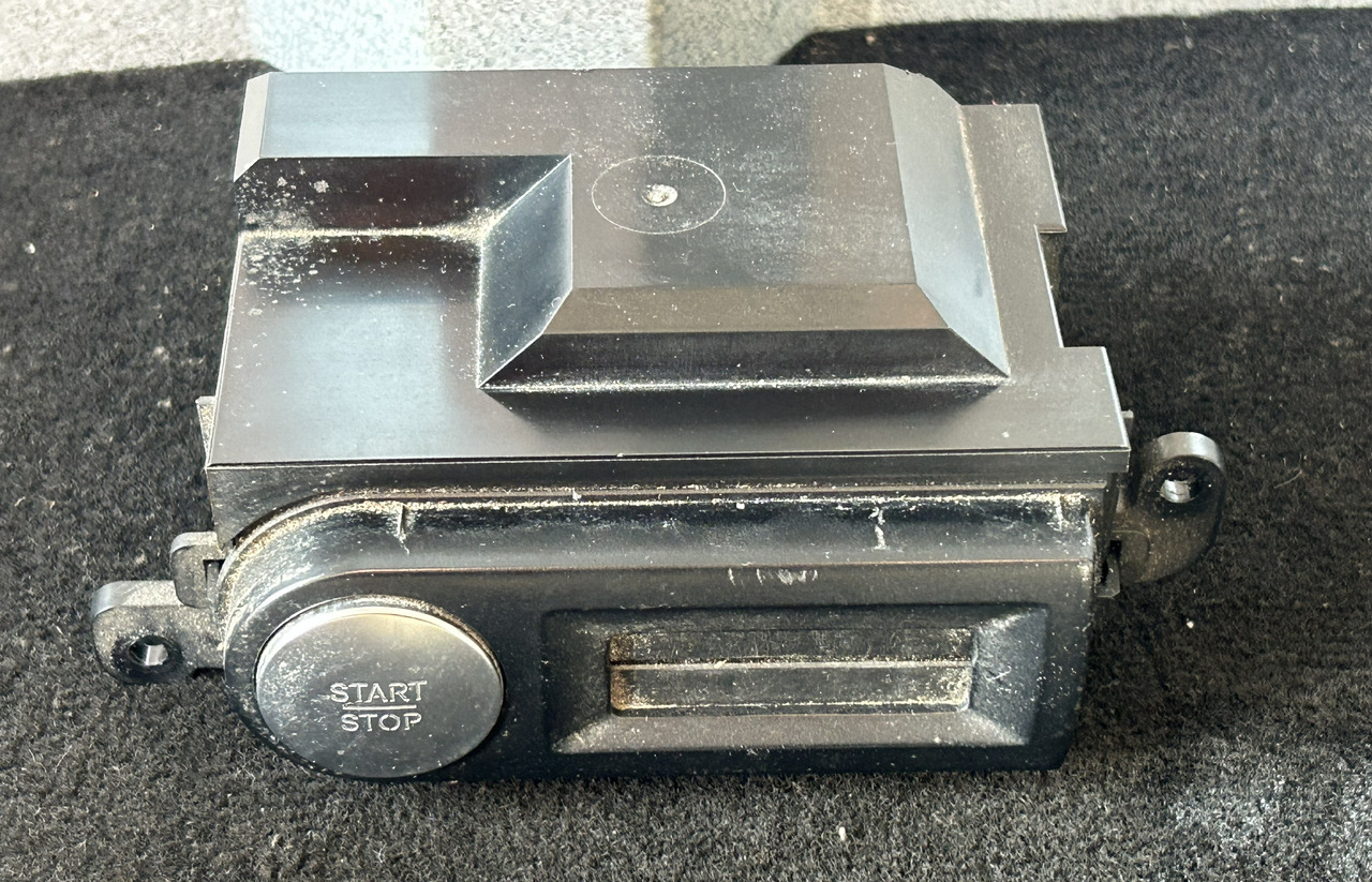 MERCEDES-BENZ ACTROS MP4 START/STOP IGNITION SWITCH - Panel de instrumentos pour Camion: photos 2 MERCEDES-BENZ ACTROS MP4 START/STOP IGNITION SWITCH - Panel de instrumentos pour Camion: photos 2