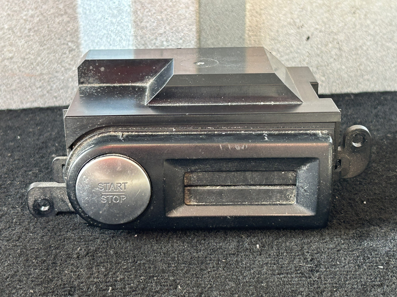 MERCEDES-BENZ ACTROS MP4 START/STOP IGNITION SWITCH - Panel de instrumentos pour Camion: photos 1 MERCEDES-BENZ ACTROS MP4 START/STOP IGNITION SWITCH - Panel de instrumentos pour Camion: photos 1