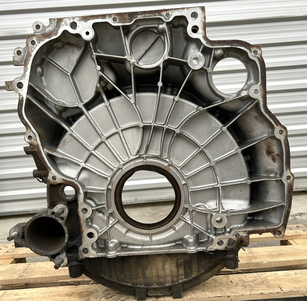 MERCEDES CLUTCH TIMING HOUSING ACTROS MP4 - Arbre à cames: photos 1 MERCEDES CLUTCH TIMING HOUSING ACTROS MP4 - Arbre à cames: photos 1