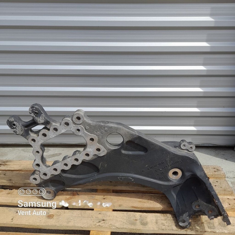 MOCOWANIE/ WSPORNIK RESORA RIGHT Mercedes-Benz ACTROS MP4 A9603224001 Mercedes-Benz A9603224001 - Suspension de cabine pour Camion: photos 1 MOCOWANIE/ WSPORNIK RESORA RIGHT Mercedes-Benz ACTROS MP4 A9603224001 Mercedes-Benz A9603224001 - Suspension de cabine pour Camion: photos 1