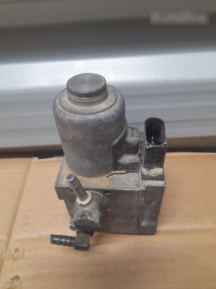 Mercedes-Benz ACTROS MP4 A0001532759 Mercedes-Benz - Valve pour Camion: photos 2 Mercedes-Benz ACTROS MP4 A0001532759 Mercedes-Benz - Valve pour Camion: photos 2