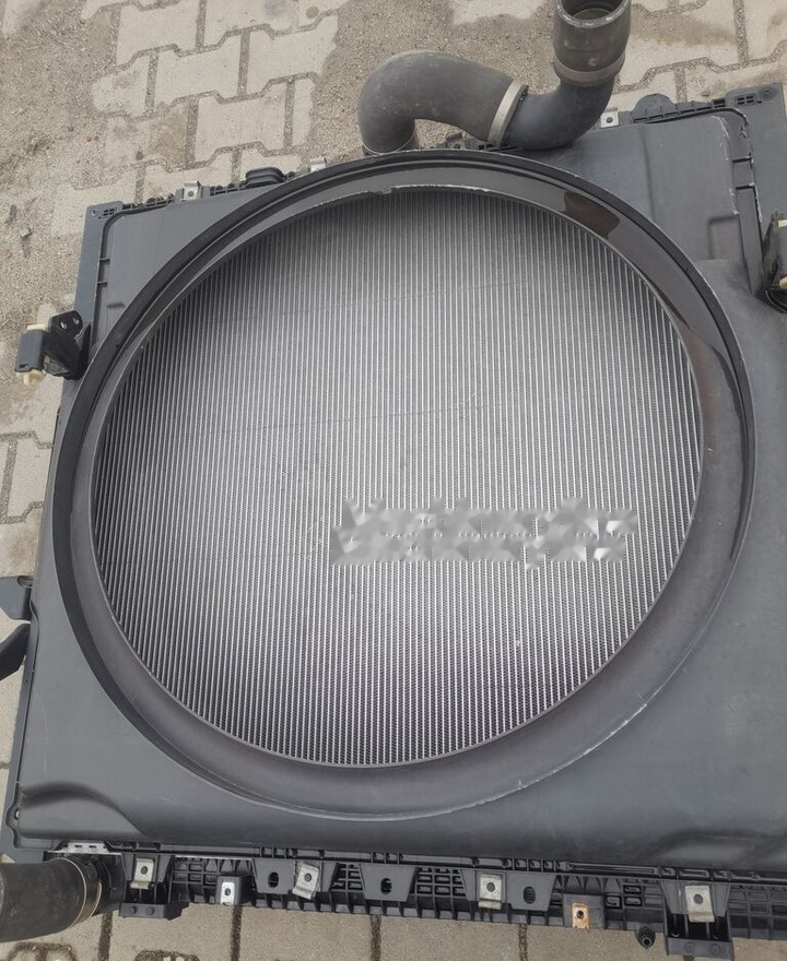Mercedes-Benz ACTROS MP4 A9605000801 Mercedes-Benz truck - Radiateur pour Camion: photos 1 Mercedes-Benz ACTROS MP4 A9605000801 Mercedes-Benz truck - Radiateur pour Camion: photos 1