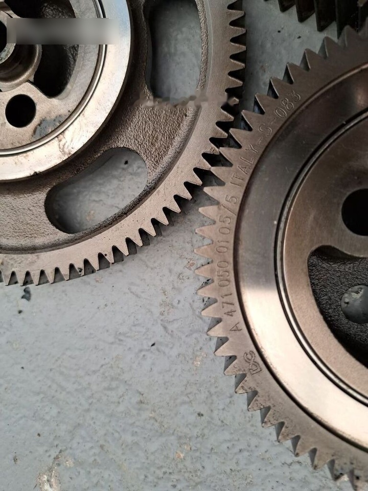 Mercedes-Benz ACTROS MP4 OM471 Mercedes-Benz ACTROS MP4 truck - Arbre à cames pour Camion: photos 3 Mercedes-Benz ACTROS MP4 OM471 Mercedes-Benz ACTROS MP4 truck - Arbre à cames pour Camion: photos 3