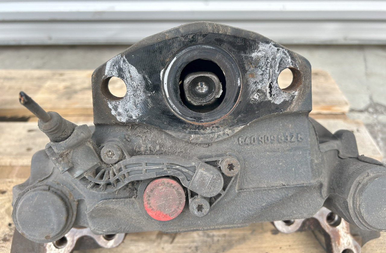 WABCO BRAKE CALIPER REAR LEFT MERCEDES ACTROS MP4 - Étrier de frein: photos 3 WABCO BRAKE CALIPER REAR LEFT MERCEDES ACTROS MP4 - Étrier de frein: photos 3