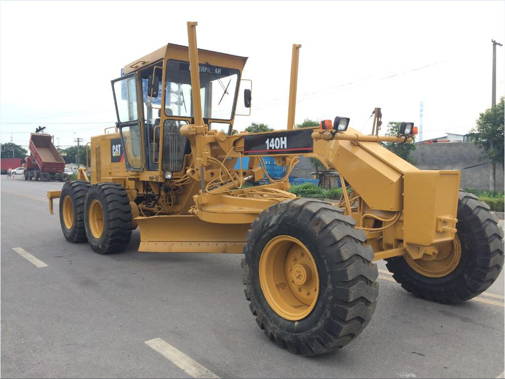 Caterpillar Motor Grader Used Condition CAT 140H - Niveleuse: photos 1 Caterpillar Motor Grader Used Condition CAT 140H - Niveleuse: photos 1