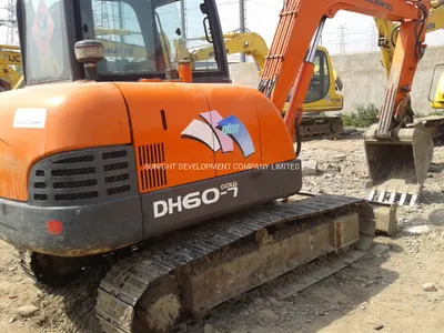 Cheap Price Secondhand Doosan Dh60 Dh60-7 Mini Crawler Excavator - Pelle sur chenille: photos 1 Cheap Price Secondhand Doosan Dh60 Dh60-7 Mini Crawler Excavator - Pelle sur chenille: photos 1