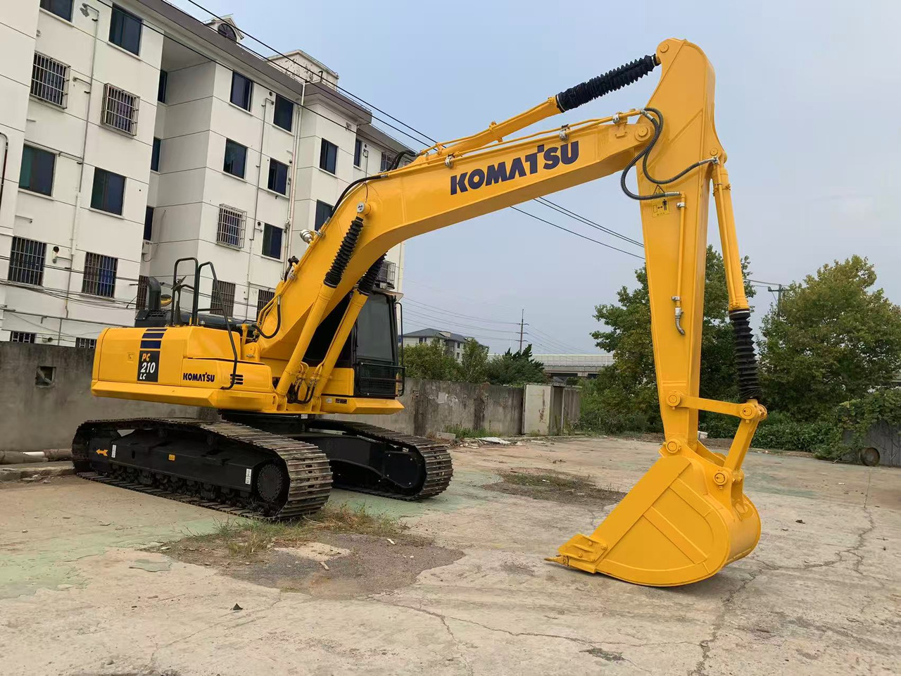 Komatsu Crawler Excavator PC210, PC200 Good Price Japan Excavator - Pelle sur chenille: photos 2 Komatsu Crawler Excavator PC210, PC200 Good Price Japan Excavator - Pelle sur chenille: photos 2