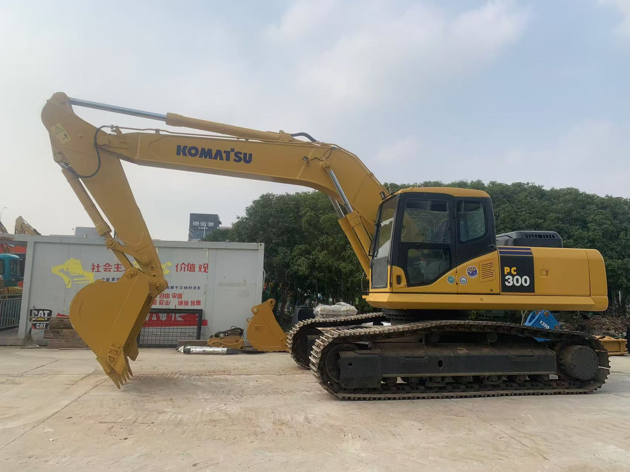 Komatsu Mining Excavator PC300, PC360, PC400 - Pelle sur chenille: photos 1 Komatsu Mining Excavator PC300, PC360, PC400 - Pelle sur chenille: photos 1