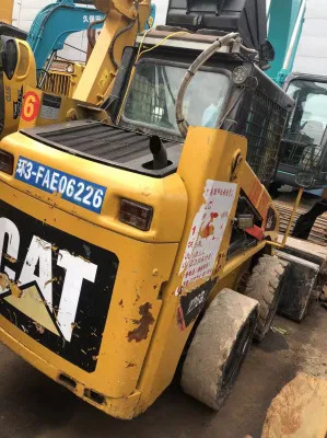 Used Caterpilar 226b 226c 246c Skid Steer Loader with Sweeper - Mini chargeuse: photos 5 Used Caterpilar 226b 226c 246c Skid Steer Loader with Sweeper - Mini chargeuse: photos 5
