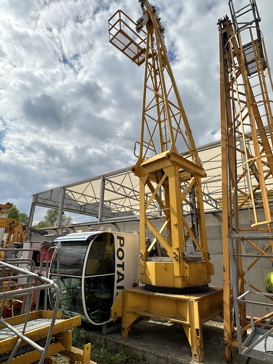 POTAIN MD265 B1 J12 - Grue à tour: photos 2 POTAIN MD265 B1 J12 - Grue à tour: photos 2