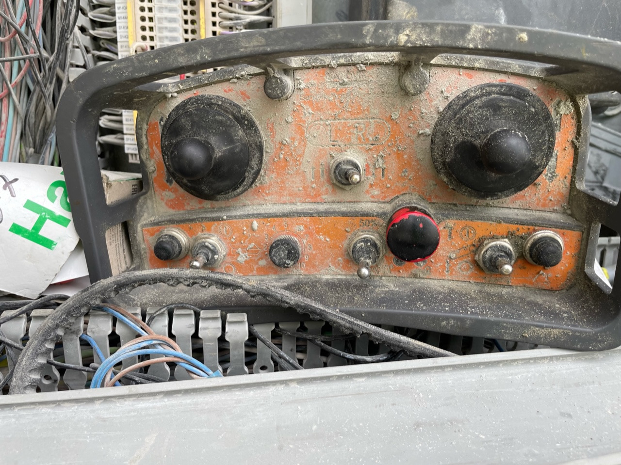 SANDVIK CM 1208 - Concasseur mobile: photos 5 SANDVIK CM 1208 - Concasseur mobile: photos 5