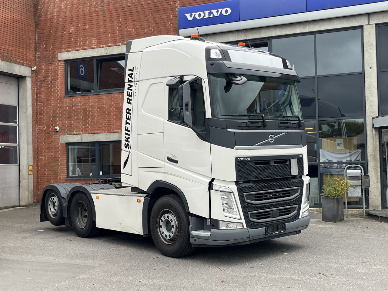 Volvo FH 500 6x2 - Tracteur routier: photos 1 Volvo FH 500 6x2 - Tracteur routier: photos 1