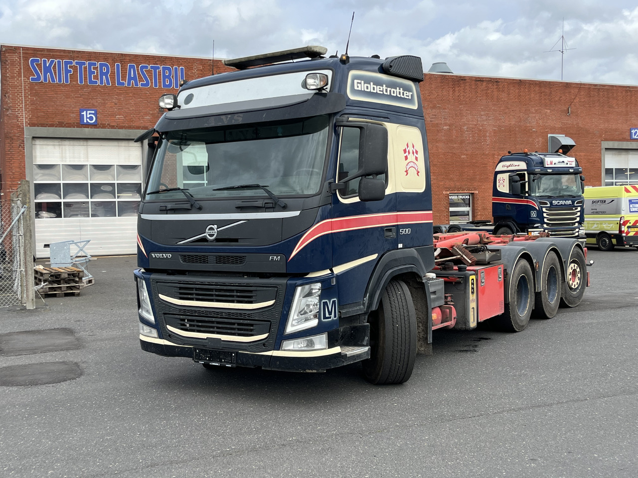 Volvo FM 500 8x4 - Camion ampliroll: photos 2 Volvo FM 500 8x4 - Camion ampliroll: photos 2