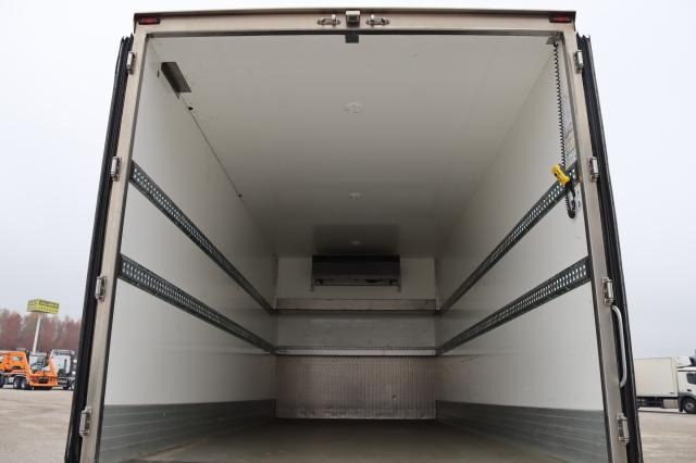 Camion frigorifique Mercedes-Benz Antos 1832 L: photos 7