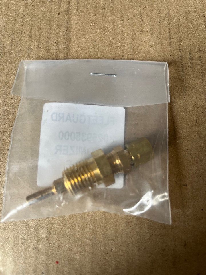 Fleetguard Injector 025935000 259350 - Pièces de rechange pour Engins de chantier: photos 2 Fleetguard Injector 025935000 259350 - Pièces de rechange pour Engins de chantier: photos 2