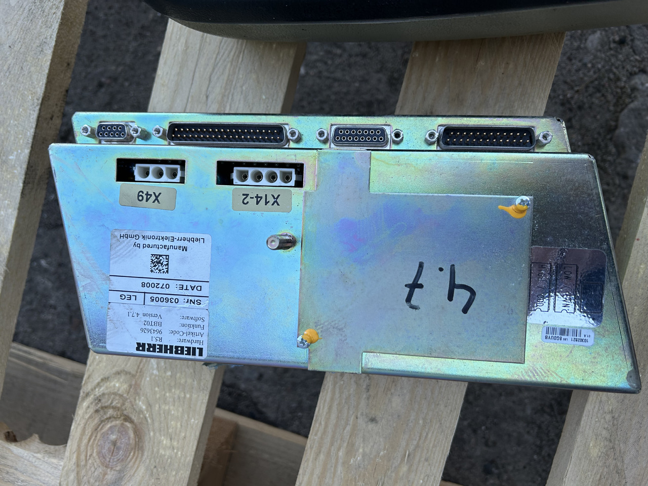 Monitor, panel sterujący Liebherr 904C, 914C, 924C - Pièces de rechange pour Pelle: photos 3 Monitor, panel sterujący Liebherr 904C, 914C, 924C - Pièces de rechange pour Pelle: photos 3