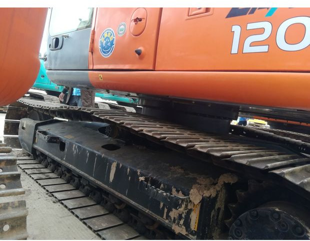 2020 Hitachi ZX120 - Pelle sur chenille: photos 4 2020 Hitachi ZX120 - Pelle sur chenille: photos 4