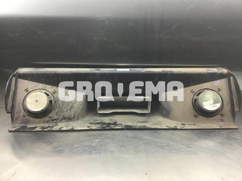 Liebherr A904C Li / A900C Li / A316 Li / A314 Li / A944C Li / A914C li / A934C Li EDC / A924C Li / R944C Li / A311 Li / R904C / R914C / R - Cabine et intérieur: photos 2 Liebherr A904C Li / A900C Li / A316 Li / A314 Li / A944C Li / A914C li / A934C Li EDC / A924C Li / R944C Li / A311 Li / R904C / R914C / R - Cabine et intérieur: photos 2