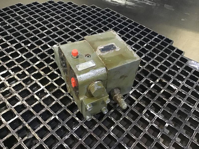 Valve Liebherr Brake Valve: photos 10