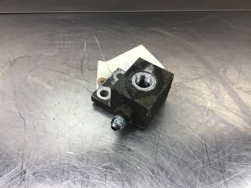 Liebherr Distributor Block - Moteur et pièces: photos 1 Liebherr Distributor Block - Moteur et pièces: photos 1