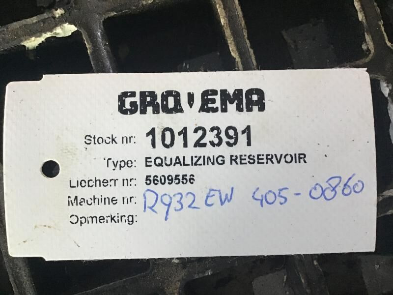 Liebherr Equalising Reservoir - Vase d'expansion: photos 3 Liebherr Equalising Reservoir - Vase d'expansion: photos 3