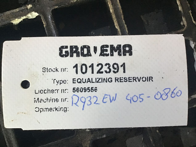 Liebherr Equalizing Reservoir - Vase d'expansion: photos 5 Liebherr Equalizing Reservoir - Vase d'expansion: photos 5