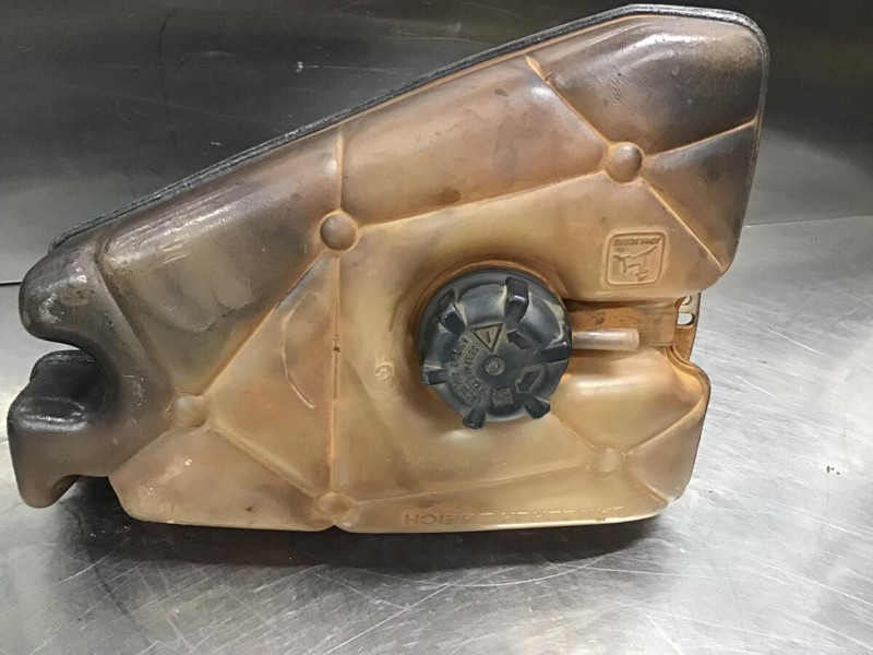 Liebherr Equalizing Reservoir - Vase d'expansion: photos 2 Liebherr Equalizing Reservoir - Vase d'expansion: photos 2