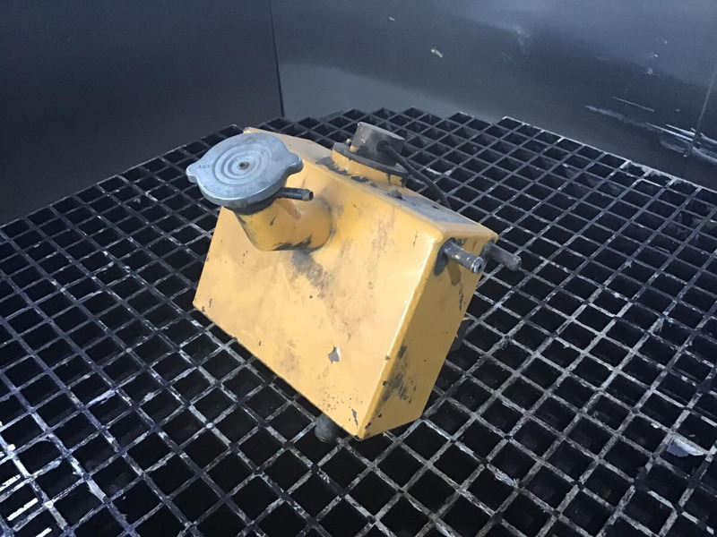 Liebherr Equalizing Reservoir - Vase d'expansion: photos 1 Liebherr Equalizing Reservoir - Vase d'expansion: photos 1