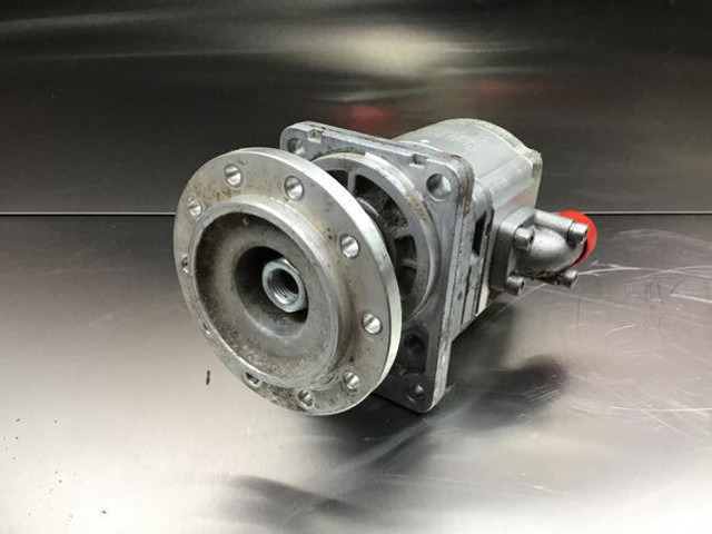 Liebherr Fan Motor - Moteur et pièces: photos 4 Liebherr Fan Motor - Moteur et pièces: photos 4