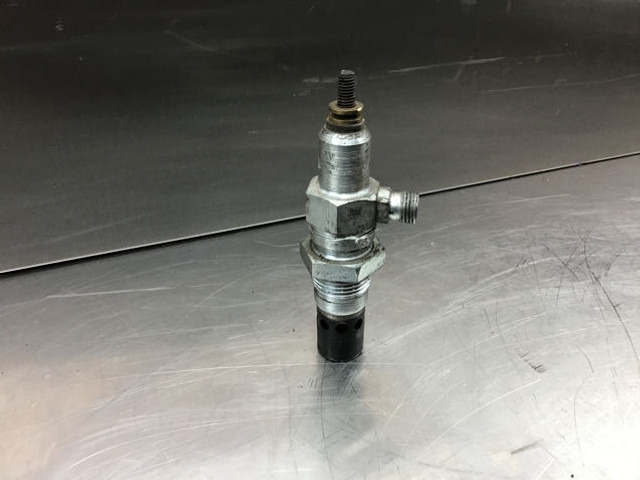 Liebherr Flame Glow Plug - Pompe à carburant: photos 2 Liebherr Flame Glow Plug - Pompe à carburant: photos 2