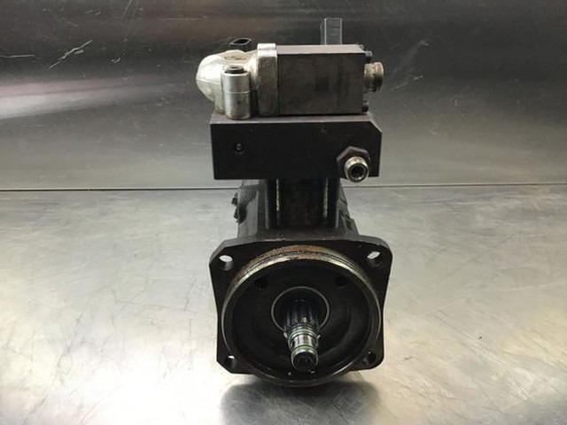 Liebherr High Pressure Pump - Pompe à carburant: photos 2 Liebherr High Pressure Pump - Pompe à carburant: photos 2