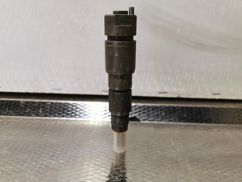 Liebherr Injection Nozzle 1645 Gerev - Filtre à carburant: photos 3 Liebherr Injection Nozzle 1645 Gerev - Filtre à carburant: photos 3