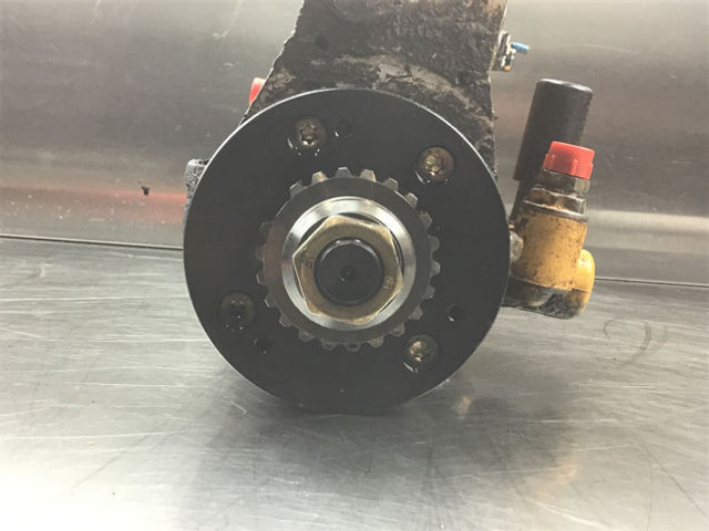 Liebherr Injection Pump - Pompe à carburant: photos 5 Liebherr Injection Pump - Pompe à carburant: photos 5