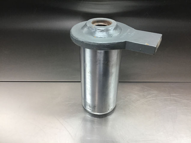 Liebherr Pin 90x210x171 - Moteur et pièces: photos 1 Liebherr Pin 90x210x171 - Moteur et pièces: photos 1