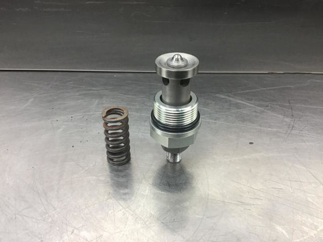 Liebherr Pressure Limiting Valv - Moteur et pièces: photos 1 Liebherr Pressure Limiting Valv - Moteur et pièces: photos 1