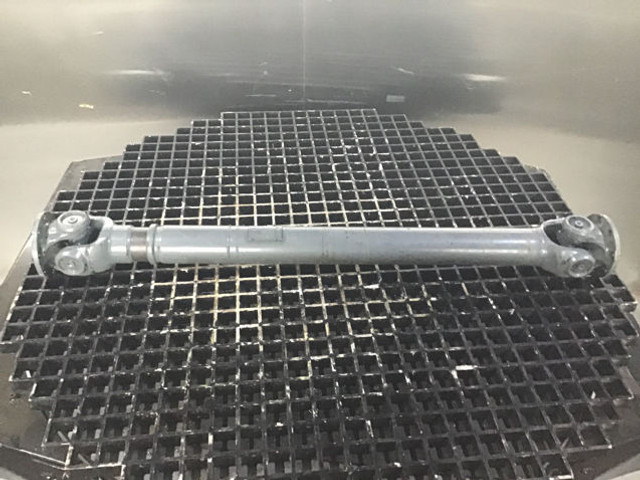 Liebherr Propellor Shaft - Demi arbre: photos 1 Liebherr Propellor Shaft - Demi arbre: photos 1