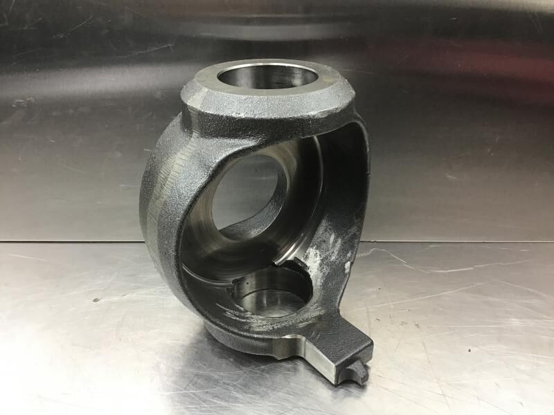 Liebherr R904 / A904 Li / A900C Li / A316 Li / R900C Li - Fusée d'essieu: photos 1 Liebherr R904 / A904 Li / A900C Li / A316 Li / R900C Li - Fusée d'essieu: photos 1