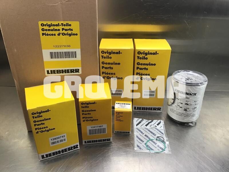 Liebherr R906/R906 ADVANCED/R906 C/R906 LC - Filtre à carburant: photos 3 Liebherr R906/R906 ADVANCED/R906 C/R906 LC - Filtre à carburant: photos 3