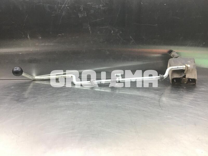 Liebherr R914B / R912 Li / R904 / R902 Li / A904 Li - Cabine et intérieur: photos 1 Liebherr R914B / R912 Li / R904 / R902 Li / A904 Li - Cabine et intérieur: photos 1