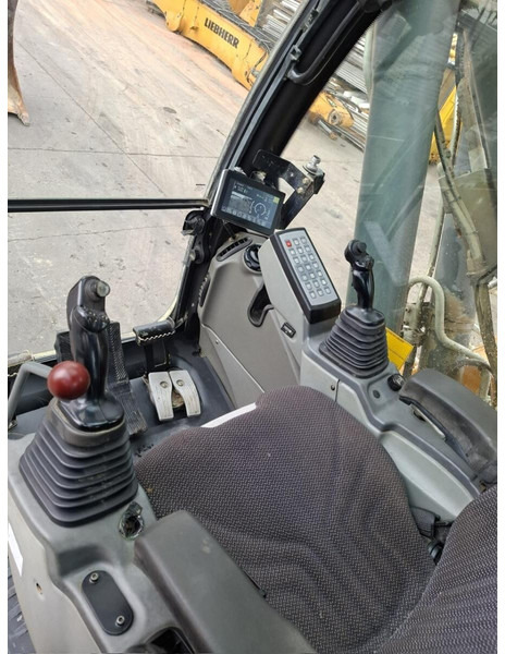 Liebherr R926 LC - Pelle sur chenille: photos 4 Liebherr R926 LC - Pelle sur chenille: photos 4