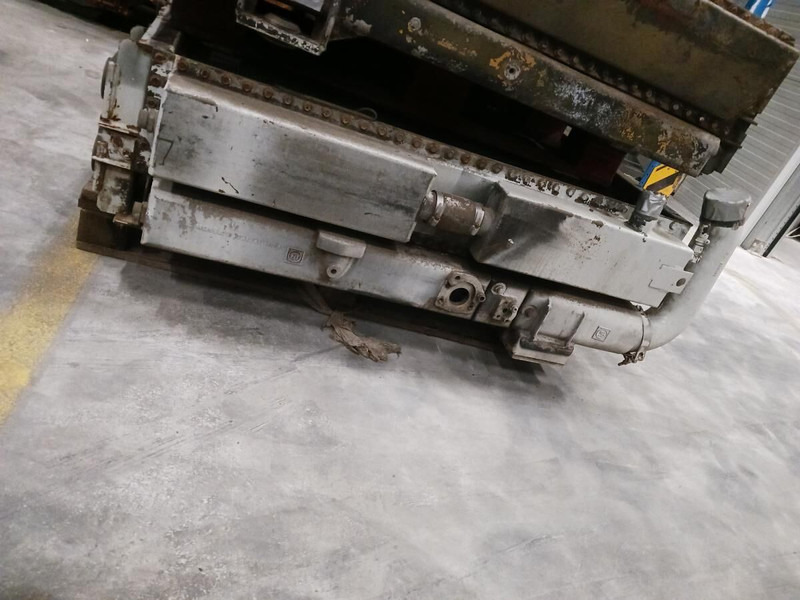 Liebherr R954B / A954 Li / A954B Li / R954 - Radiateur: photos 1 Liebherr R954B / A954 Li / A954B Li / R954 - Radiateur: photos 1
