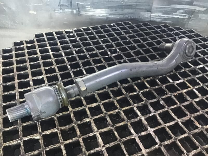 Liebherr Steering Rod Left - Commande de gouvernail: photos 3 Liebherr Steering Rod Left - Commande de gouvernail: photos 3