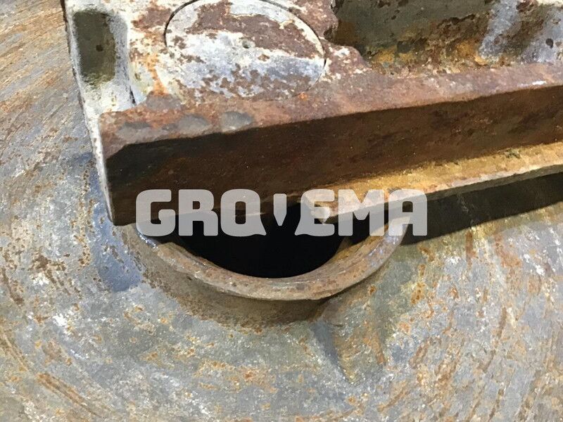Liebherr R946 LC / R946 LC-V / R946 NLC / R950 - Pièces de rechange: photos 2 Liebherr R946 LC / R946 LC-V / R946 NLC / R950 - Pièces de rechange: photos 2