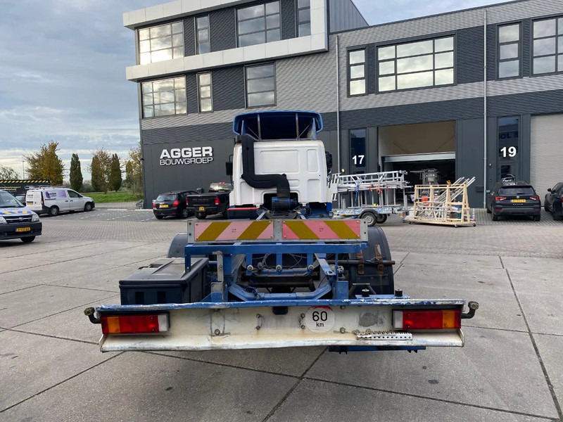 DAF CF 75.310 / Manual / Euro 3 - Châssis cabine: photos 5 DAF CF 75.310 / Manual / Euro 3 - Châssis cabine: photos 5