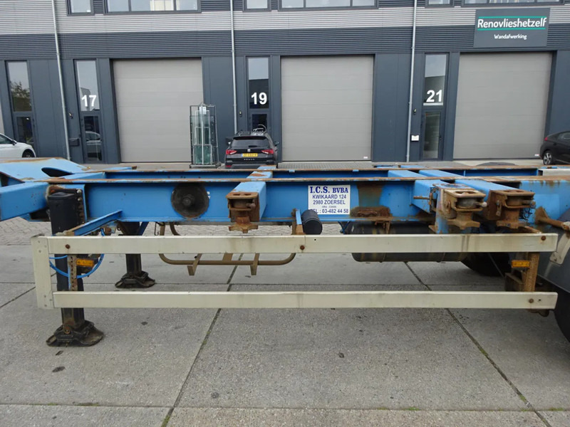 Renders Container chassis / Mercedes + Disc / 1x Lift Axle / 1x Extendable — crédit-bail Renders Container chassis / Mercedes + Disc / 1x Lift Axle / 1x Extendable: photos 6